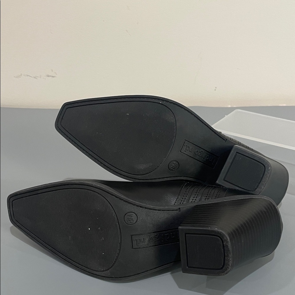 Indigo Rd Ezria 2 Slip On Mules Black Faux Leather, women’s size 8 - Picture 7 of 8